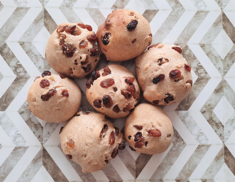 Rosinenbrötchen